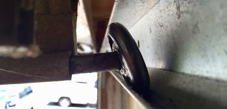 garage door rollers repair in Valley Village